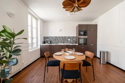 Cuisine ou kitchenette dans l'établissement Reims Cathédrale Hyper Centre