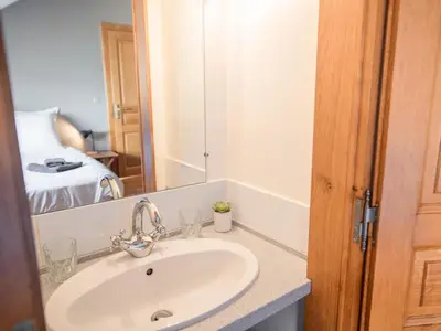 Salle de bains dans l'établissement Gite Cascade