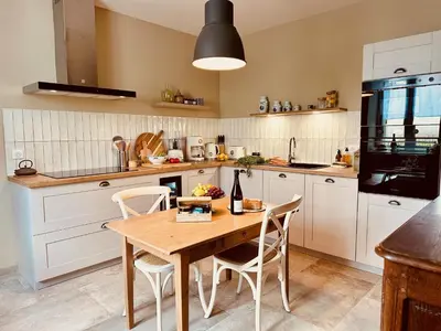 Cuisine ou kitchenette dans l'établissement La Maison du Clos en Champagne