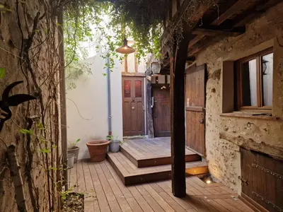 Jardin de l'établissement Les 9 Portes Coulommiers