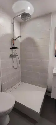 Salle de bains dans l'établissement Studio vue Cathédrale Laon