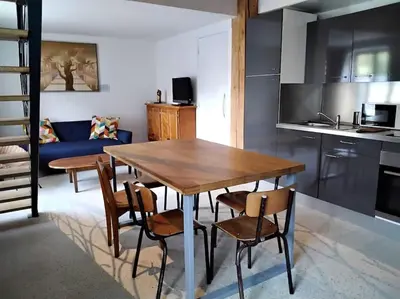 Cuisine ou kitchenette dans l'établissement Gîte LE LOFT chez Judith et Neiges