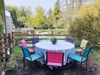Jardin de l'établissement Moulin de Courcelles