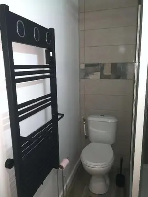 Salle de bains dans l'établissement Appartement des Charmilles, Compiègne hyper-centre