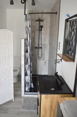 Salle de bains dans l'établissement Gite la Tann'yére