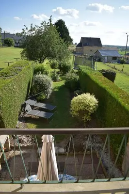 Jardin de l'établissement Gite la Tann'yére