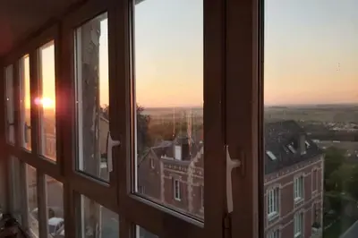 Lever ou coucher de soleil vu de l'appartement ou à proximité