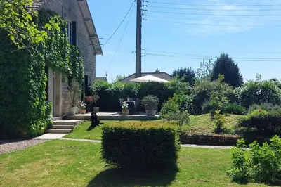 Jardin de l'établissement Maison ancienne de 170 m2
