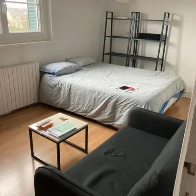 Un ou plusieurs lits dans un hébergement de l'établissement Maison ancienne de 170 m2