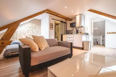 Cuisine ou kitchenette dans l'établissement Le cocon, studio pour 2 personnes