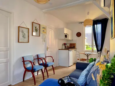 Cuisine ou kitchenette dans l'établissement Le Saint Lazare