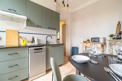 Cuisine ou kitchenette dans l'établissement Le Rendez-Vous des Promenades #Gare-Cathédrale