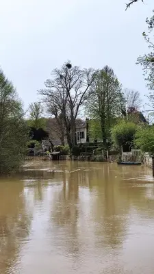 Vue sur la rivière ou le fleuve situé(e) à proximité de l'appartement