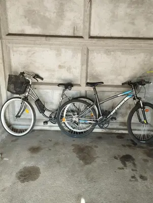 Vélo sur le terrain de l'établissement Appartement GUISE Familistere ou dans les environs
