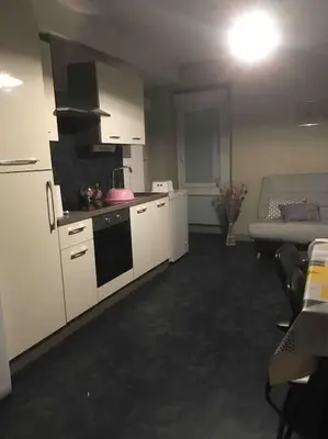 Cuisine ou kitchenette dans l'établissement Chez Chantal à Ay