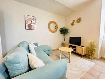 Télévision ou salle de divertissement dans l'établissement Laon'Vert