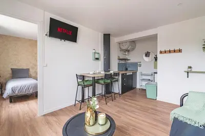 Cuisine ou kitchenette dans l'établissement La rivière, appartement 3 personnes