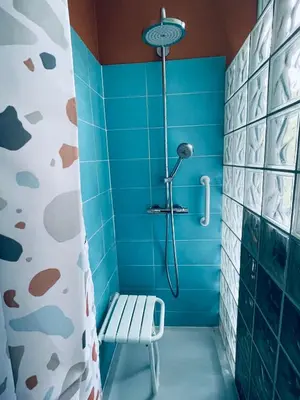 Salle de bains dans l'établissement Maison de maître 15 personnes