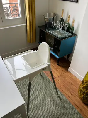 Coin salon dans l'établissement Au cœur du Boulingrin