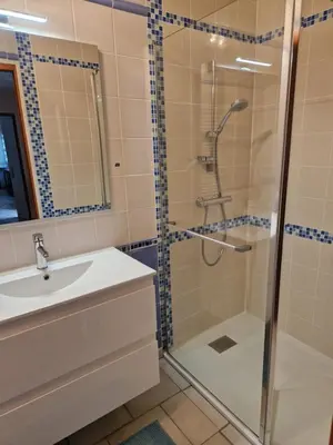 Salle de bains dans l'établissement La longère