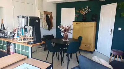 Cuisine ou kitchenette dans l'établissement Chambre cosy