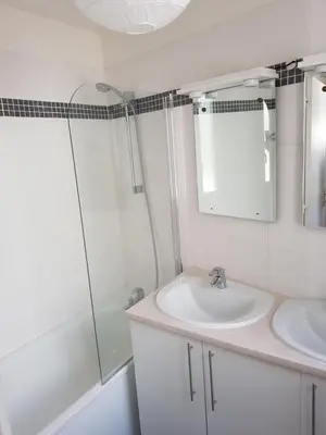 Salle de bains dans l'établissement Paris 1er - Proche centre ville
