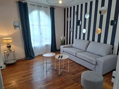 Coin salon dans l'établissement Chez Léon - Vue cathédrale - Hyper centre ville