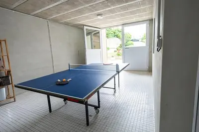 Tennis de table au sein de l'établissement Évasion à Oiry Villa Madeline ou à proximité