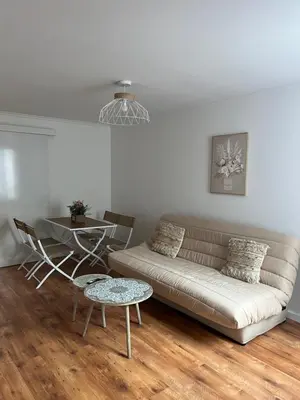 Coin salon dans l'établissement Havre de paix, centre ville de Châlons en Champagne
