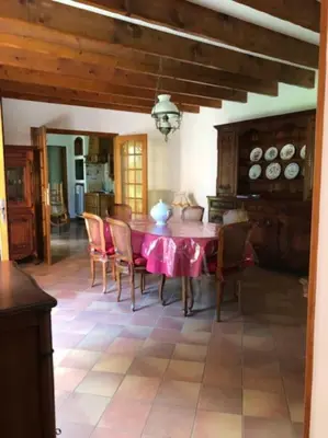 Coin salon dans l'établissement Le gîte des Francs Bourgeois