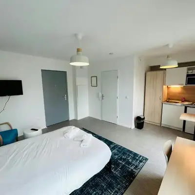 We Live In R - Suite 201