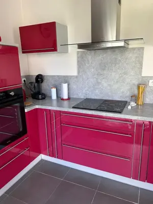 Cuisine ou kitchenette dans l'établissement Maison à la campagne