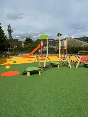 Aire de jeux pour enfants de l'établissement Maison à la campagne