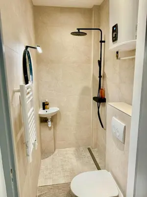 Salle de bains dans l'établissement Au Mélo' - Proche Gare & Centre