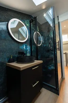 Salle de bains dans l'établissement Nid douillet sous les combles