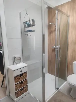 Salle de bains dans l'établissement Chez Peggy