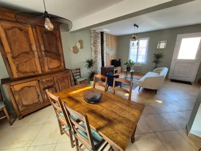 Coin salon dans l'établissement Clamecy Maison La Campagnarde