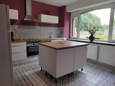 Cuisine ou kitchenette dans l'établissement La Demeure Envoutée