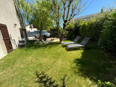 Jardin de l'établissement Studio Champ Lez