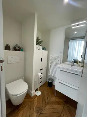Salle de bains dans l'établissement Appartements de charme du Général Leclerc - Place d'Erlon - Hypercentre - Gare - Reims