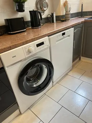 Cuisine ou kitchenette dans l'établissement Royal Home, hypercentre Reims avec vue Cathédrale