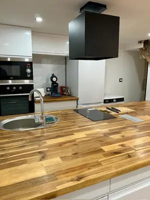 Cuisine ou kitchenette dans l'établissement le Gite des lavandières