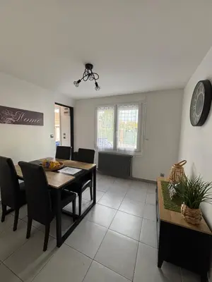 Coin salon dans l'établissement Maison de ville Chauny