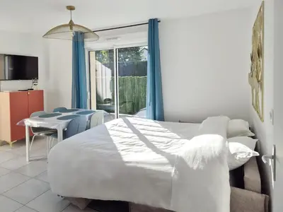 Un ou plusieurs lits dans un hébergement de l'établissement Ticya Lodge - Maison calme, neuve, proche de Disneyland Paris, parking privé
