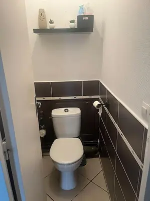 Salle de bains dans l'établissement T2 Compiegne