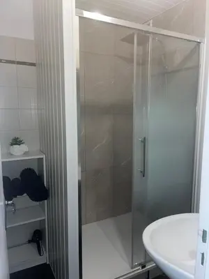 Salle de bains dans l'établissement T2 Compiegne