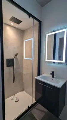 Salle de bains dans l'établissement Jupiter Tiny House