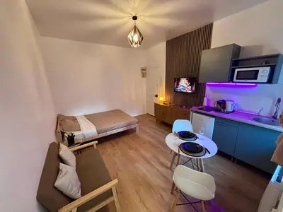 Cuisine ou kitchenette dans l'établissement Appart-Lido, appartement cosy à REIMS