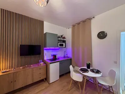 Cuisine ou kitchenette dans l'établissement Appart-Lido, appartement cosy à REIMS