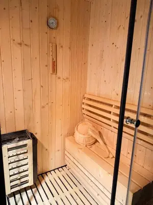 Plan de l'établissement Jacuzzi privé, Sauna & Design Chic